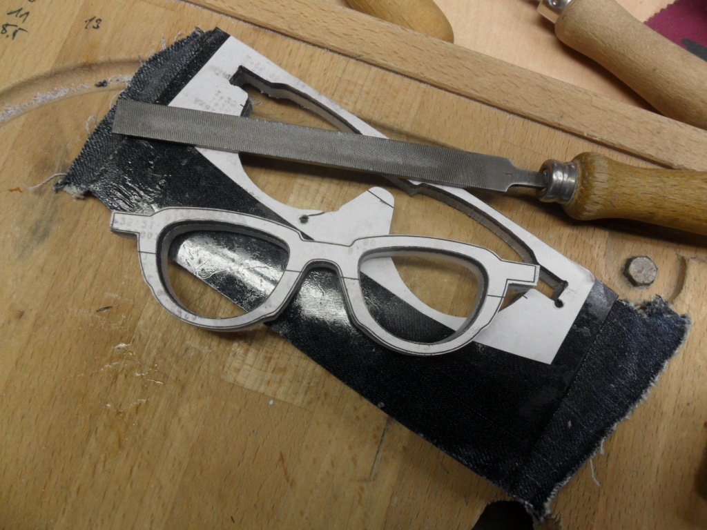 maßbrille individuell in handarbeit gefertigt