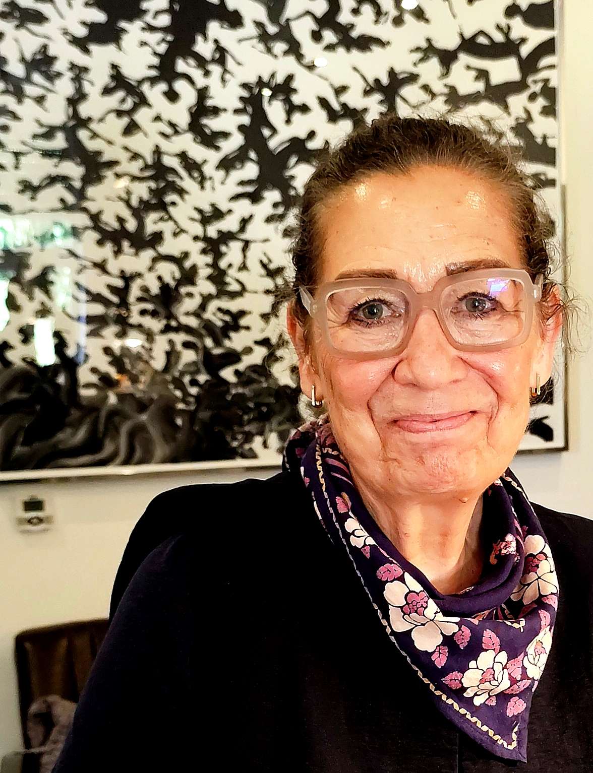 werk-karina: handgemachte acetat brille nach maß. unikat brille in reiner handarbeit individuell gefertigt. wertschätzung: handarbeit. einzigartig und außergewöhnlich im stil und ausdruck. charakteristisch in der form, die mehr ist als design-sie ist haltung und persönlichkeit. manufakturbrille nach art des hauses