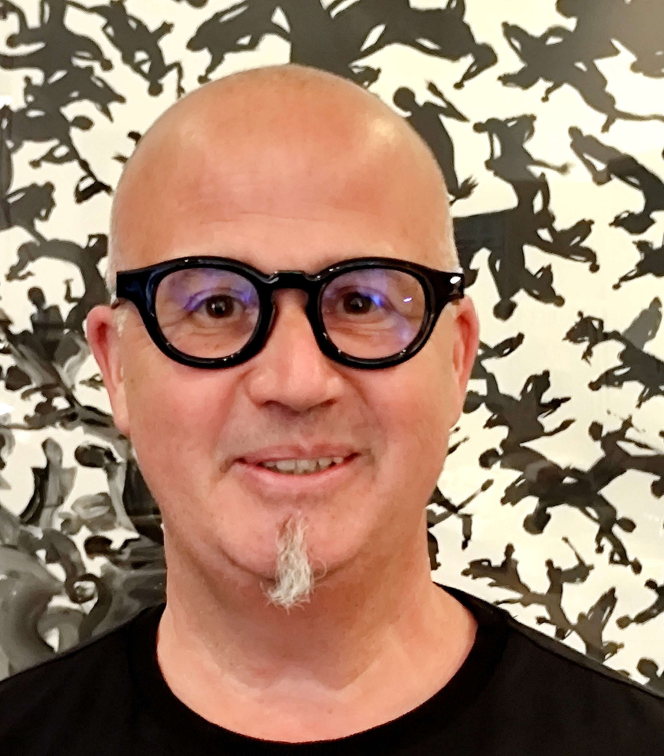 werk-michael: handgemachte acetatbrille nach maß. unikatbrille in reiner handarbeit gefertigt. wertschätzung: unikat. einzigartig und außergewöhnlich im 40er retro styl. manufakturbrille nach art des hauses